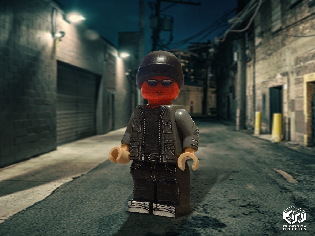 The Amazing SPIDER-MAN Vigilante Suit | Adult Collectible Minifigure 15+