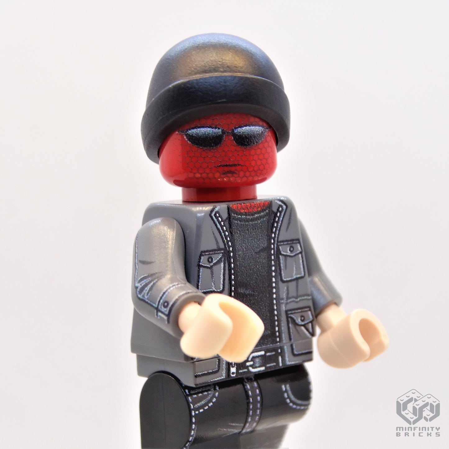 The Amazing SPIDER-MAN Vigilante Suit | Adult Collectible Minifigure 15+