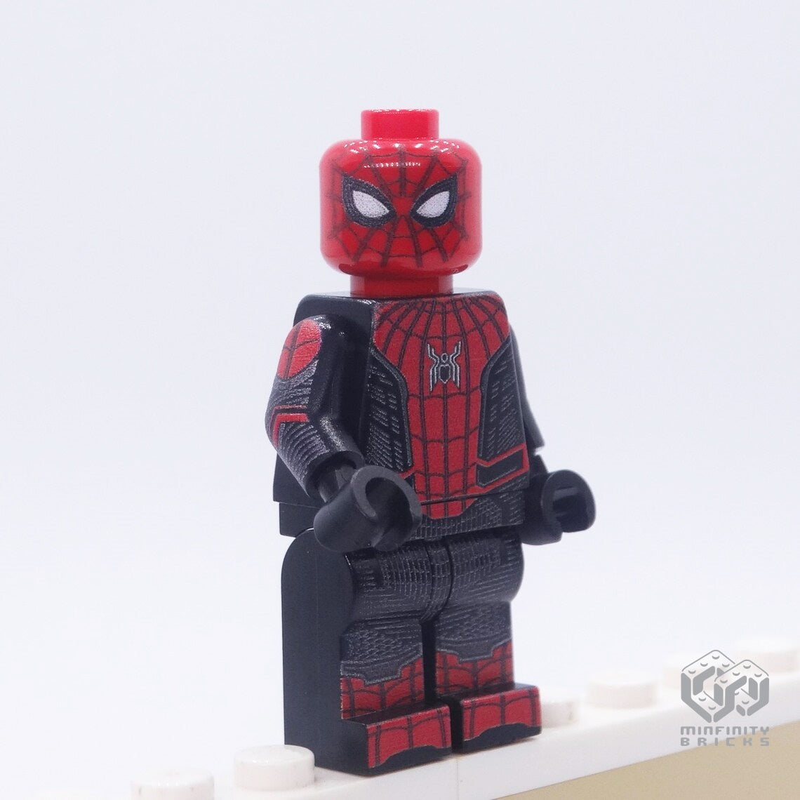 Spider-Man Black and Red suit, Far From Home | Adult Collectible Minifigure 15+