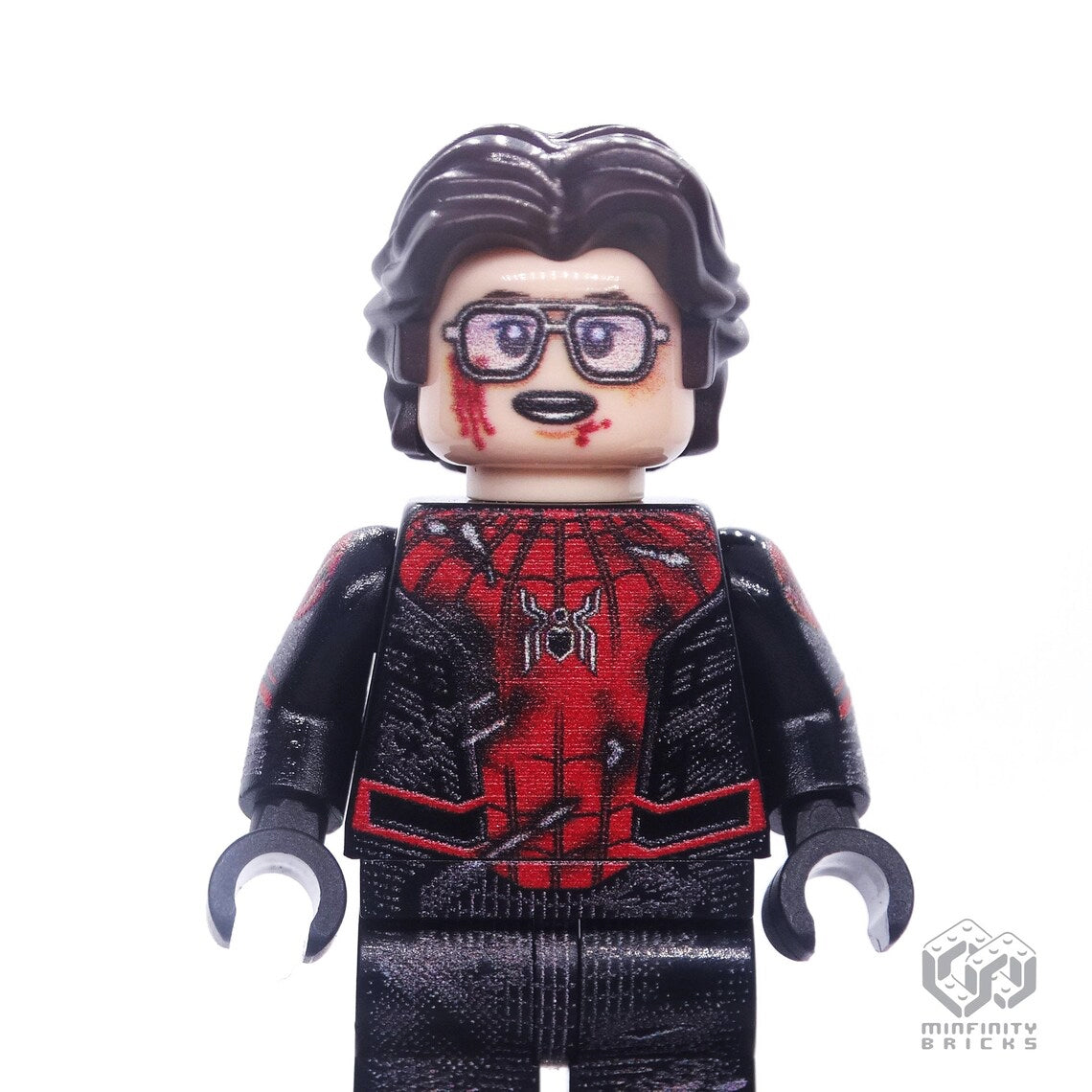 Spider-Man Battle-Damaged Black and Red suit, Far From Home | Adult Collectible Minifigure 15+