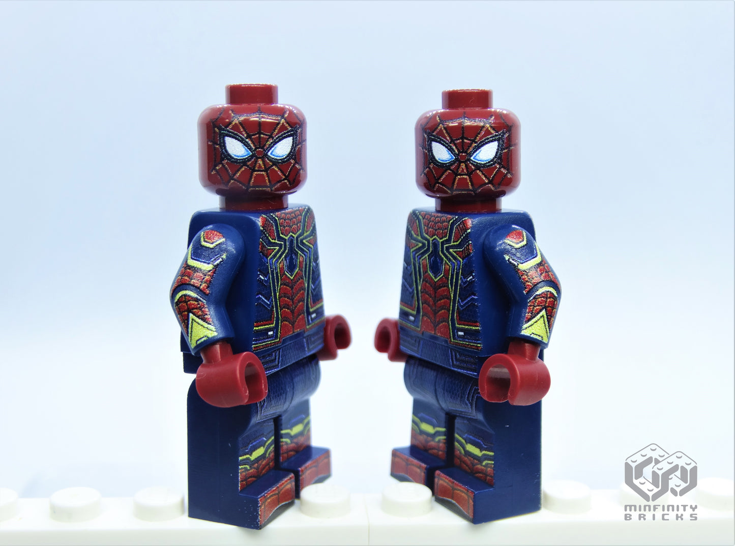 Iron Spider | Adult Collectible Minifigure 15+